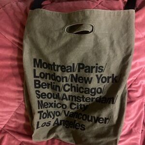 American apparel cities tote